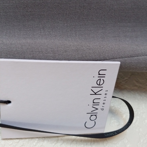 Calvin Klein woman's dress size 8 Gray NWT sarong type front loose pleats - Picture 5 of 6